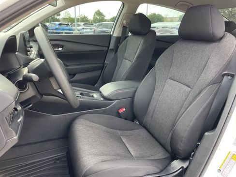 Used 2025 Honda Accord LX image 23