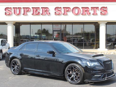 Used 2019 Chrysler 300 S w/ 300S Premium Group 2 image 1