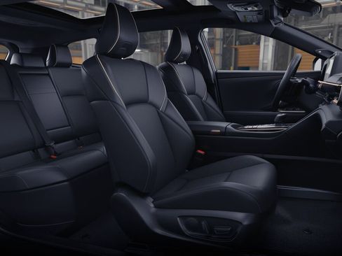 New 2026 Toyota Crown Signia Limited image 20