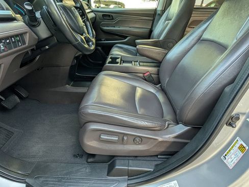 Used 2018 Honda Odyssey EX-L image 15
