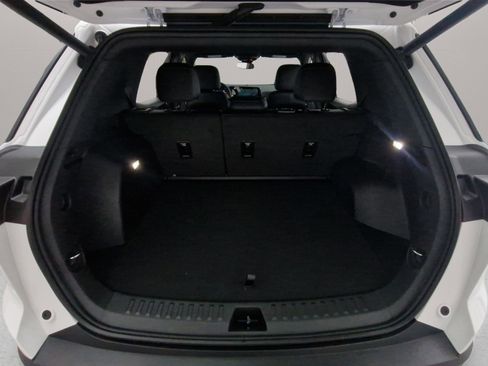 New 2026 Chevrolet Equinox LT w/ Convenience Package II image 26