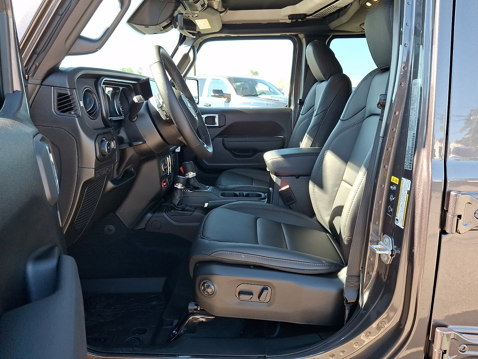 New 2027 Jeep Wrangler Unlimited Rubicon 392 AWD/4WD image 9