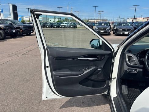 Used 2021 Kia Seltos SX AWD/4WD image 11