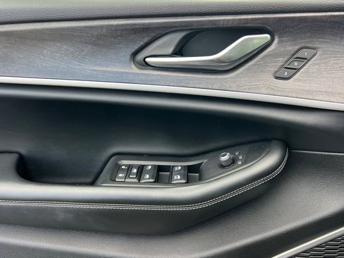 Used 2021 Jeep Grand Cherokee L Limited image 11