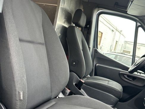 Used 2019 Mercedes-Benz Sprinter 144 Cargo image 32