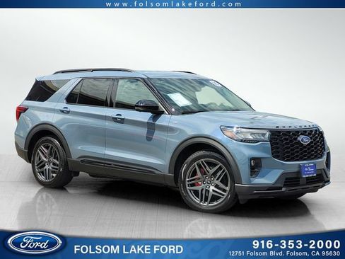 Certified 2025 Ford Explorer ST-Line w/ Premium Package RWD image 1