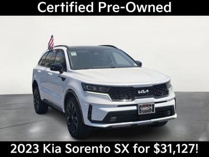 Used 2023 Kia Sorento SX