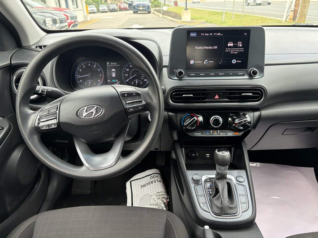 Used 2023 Hyundai Kona SEL AWD/4WD image 16