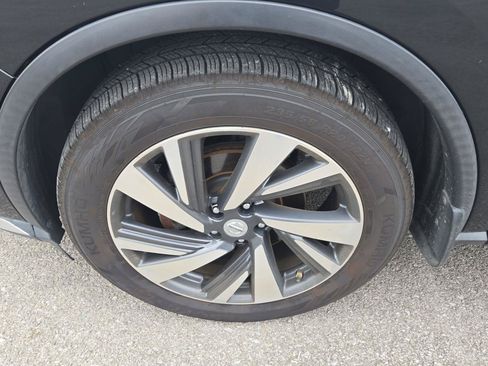 Used 2015 Nissan Murano Platinum w/ Platinum Technology Package FWD image 12