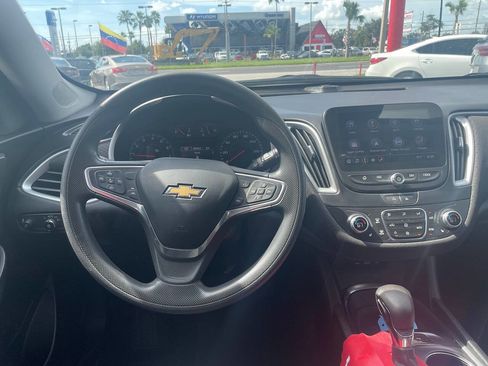 Used 2023 Chevrolet Malibu LT w/ Driver Confidence Package FWD image 16