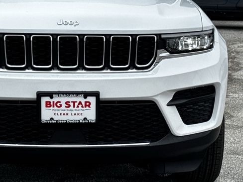 New 2025 Jeep Grand Cherokee Laredo X image 5