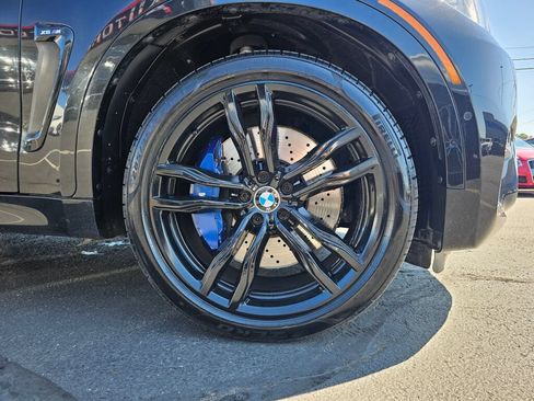 Used 2018 BMW X6 M AWD/4WD image 9