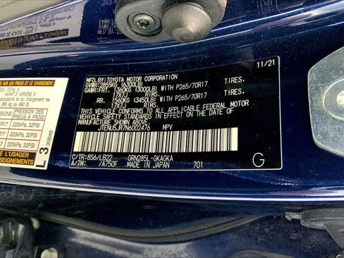 Used 2022 Toyota 4Runner SR5 Premium w/ Moonroof Package image 8