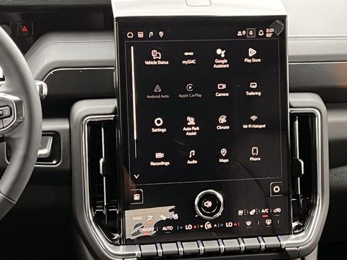 New 2026 GMC Yukon Denali w/ Denali Reserve Package image 14