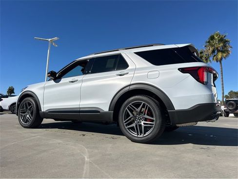 New 2026 Ford Explorer ST w/ Sun And Sound Package image 4