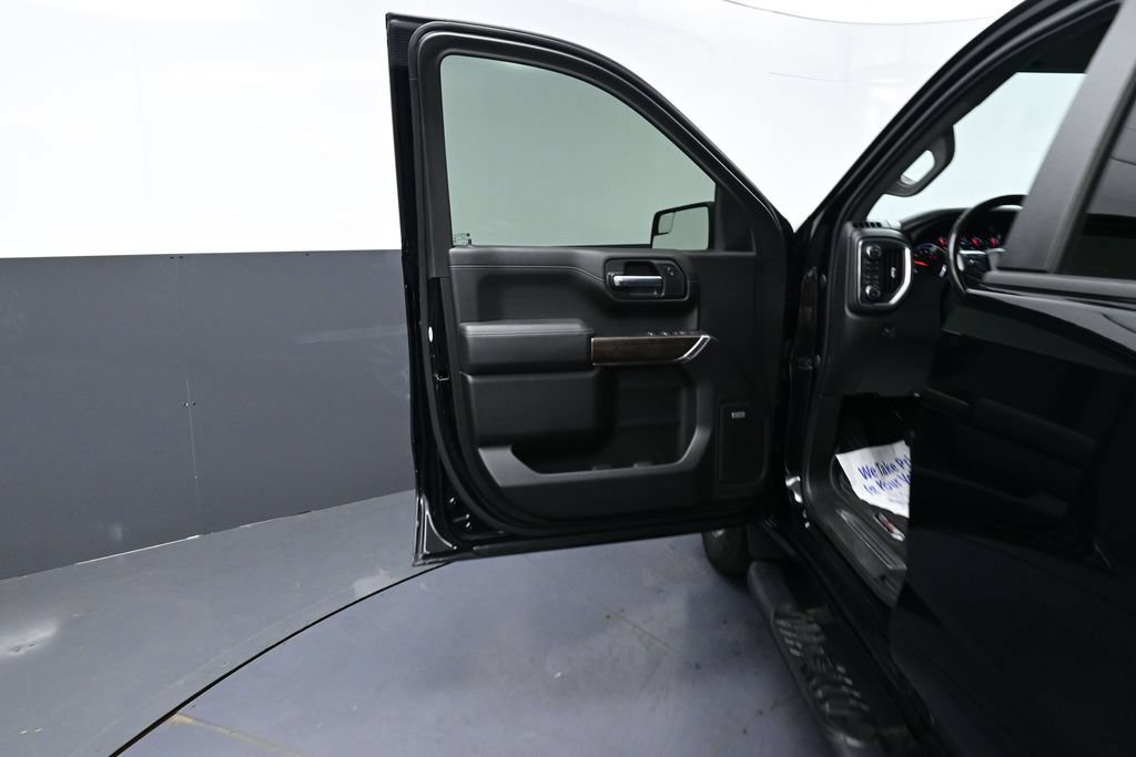 Used 2020 Chevrolet Silverado 1500 RST AWD/4WD image 25