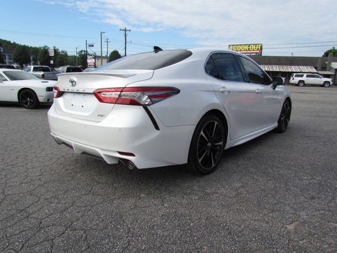 Used 2019 Toyota Camry XSE w/ Driver Assist Package FWD image 5