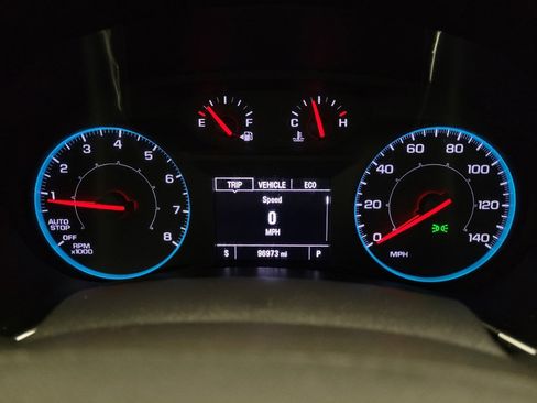 Used 2019 Chevrolet Equinox LS FWD image 23