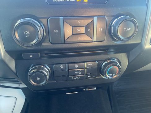 Used 2018 Ford F150 XLT image 14