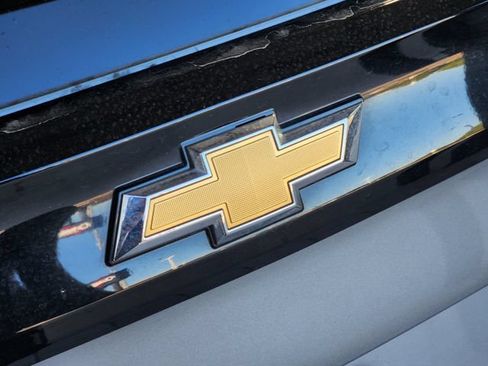Used 2025 Chevrolet Tahoe LT AWD/4WD image 9