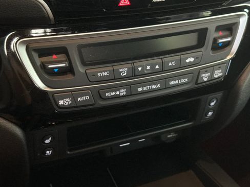 Used 2024 Honda Ridgeline Black Edition image 21