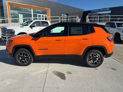 New 2026 Jeep Compass Trailhawk w/ Sun, Sound & Navigation Group AWD/4WD image 2