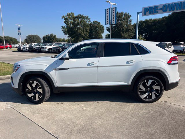 Used 2024 Volkswagen Atlas Cross Sport SEL AWD/4WD image 3