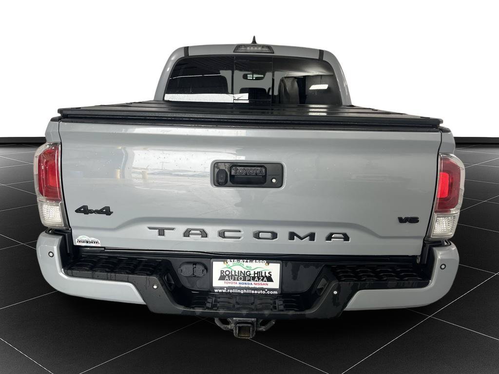 Used 2019 Toyota Tacoma Limited AWD/4WD image 4
