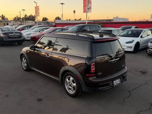 Used 2011 MINI Cooper Clubman w/ Premium Pkg image 5