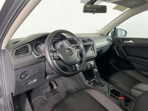 Used 2019 Volkswagen Tiguan SE image 4