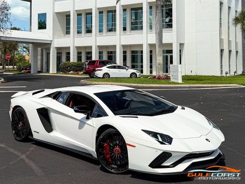 Used 2017 Lamborghini Aventador S image 79