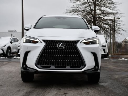 New 2026 Lexus NX 350 AWD image 2
