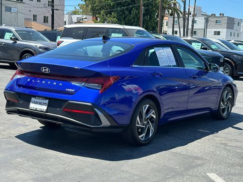 Used 2024 Hyundai Elantra Limited FWD image 7
