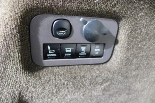 Used 2018 Lincoln MKT AWD w/ Technology Package image 9