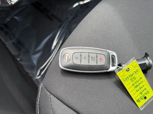 Used 2025 Nissan Sentra SV image 21