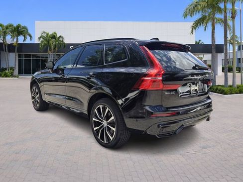 Used 2024 Volvo XC60 B5 Plus w/ Protection Package Premier image 5