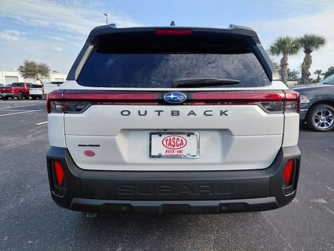 Used 2026 Subaru Outback Premium AWD/4WD image 13