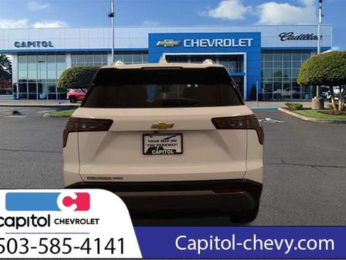 Used 2025 Chevrolet Equinox LT w/ Convenience Package II AWD/4WD image 4