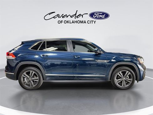 Used 2022 Volkswagen Atlas Cross Sport SEL R-Line image 9