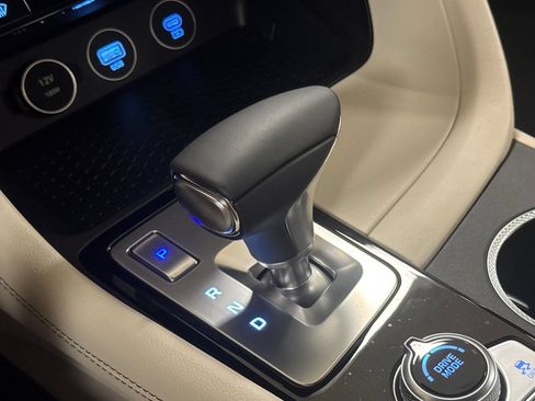 New 2026 Genesis G70 2.5T RWD image 21