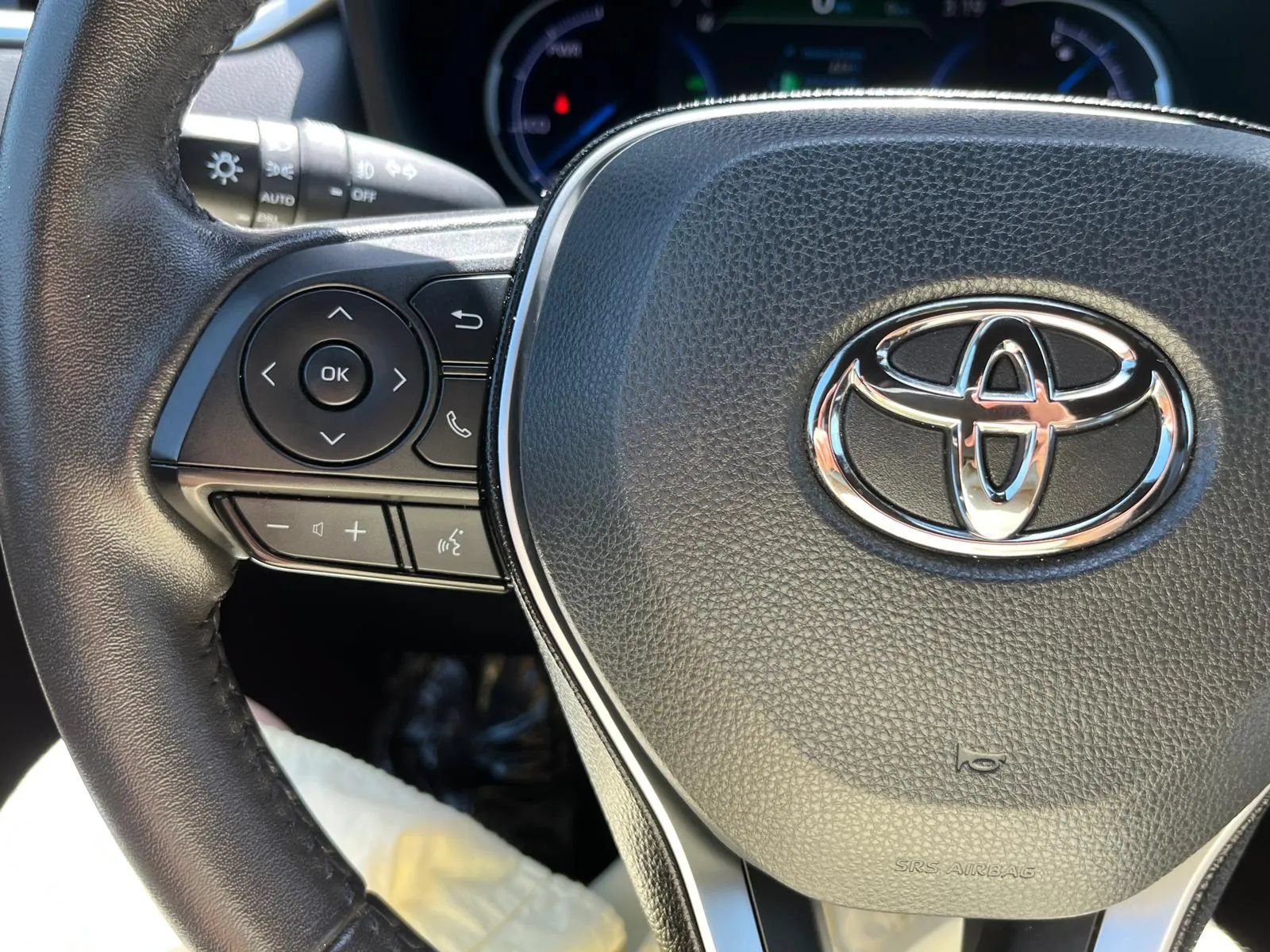 Used 2021 Toyota RAV4 XSE AWD/4WD image 16