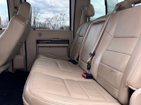Used 2008 Ford F350 Lariat image 9