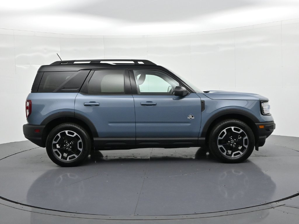 Certified 2024 Ford Bronco Sport Outer Banks w/ Tech Package AWD/4WD image 5