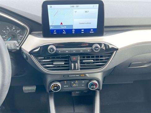 Used 2022 Ford Escape SE image 27