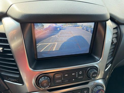 Used 2018 Chevrolet Tahoe LT AWD/4WD image 24