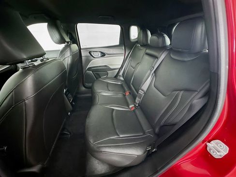 Certified 2025 Jeep Compass Limited AWD/4WD image 34