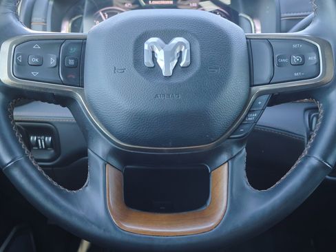 Used 2024 RAM 2500 Limited w/ Towing Technology Group image 16