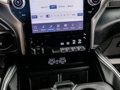 Used 2025 RAM 2500 Laramie image 44