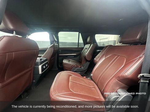 Used 2024 Ford Expedition Max Limited image 12