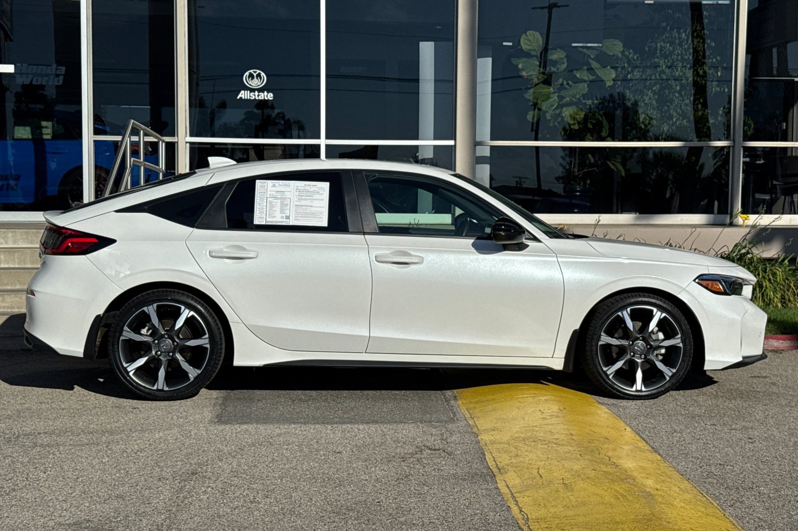 Certified 2025 Honda Civic Sport Touring image 3